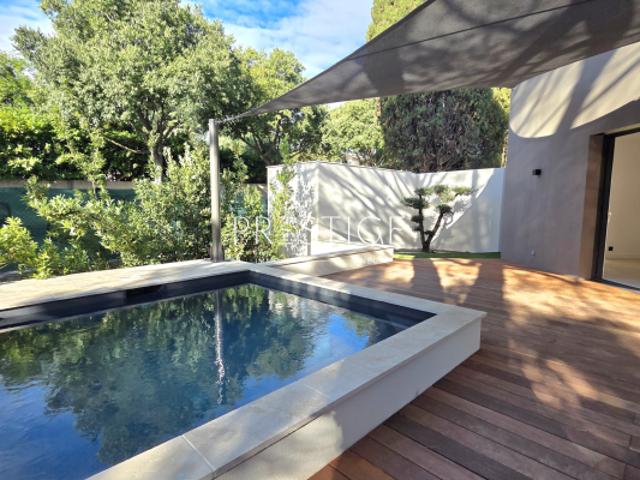 MONTPELLIER AIGUELONGUE VILLA CONTEMPORAINE D'EXCEPTION AU