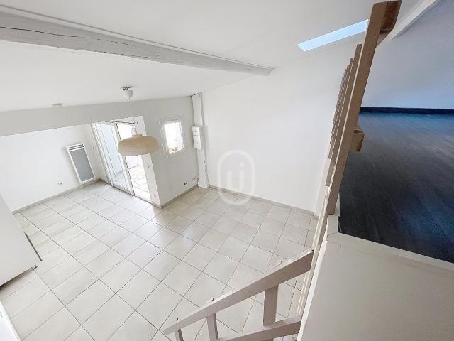 MONTPELLIER ANTIGONE T1 DUPLEX TERRASSE EN COUR PRIVATIVE