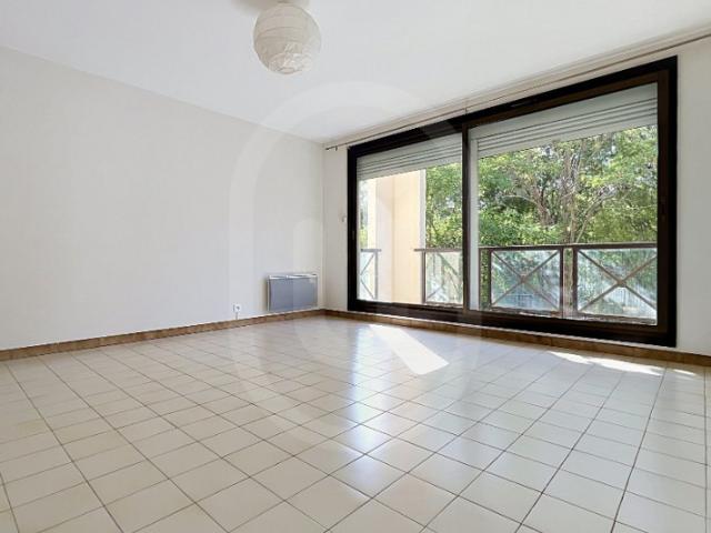 MONTPELLIER ANTIGONE GRAND T2 TERRASSE PKG EXT