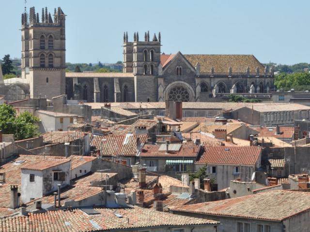 montpellier centre historique ecusson 34000