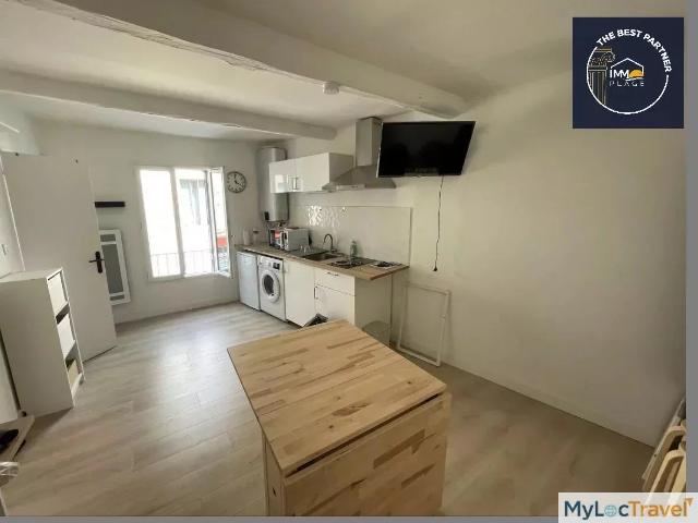 Montpellier centre: studio meublé à 15 mn à pied de la Plac