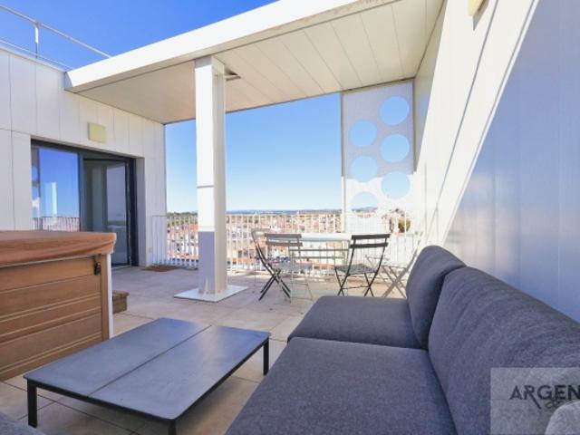 MONTPELLIER CENTRE VILLE DUPLEX D'EXCEPTION AVEC VUE PANORAMIQUE