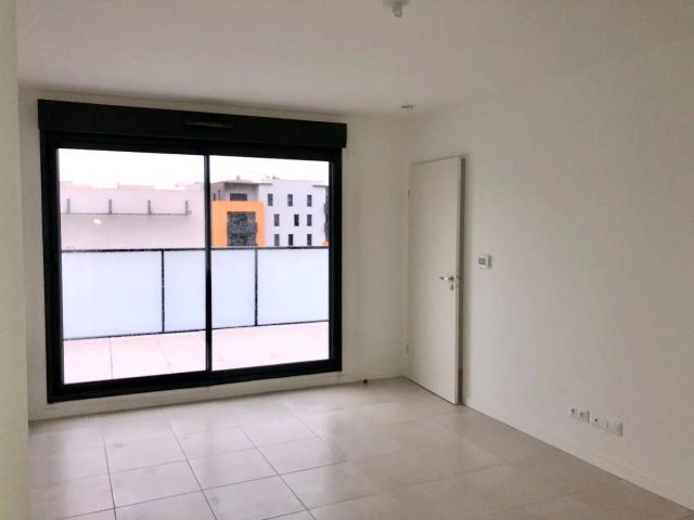 MONTPELLIER DEUX PIECES