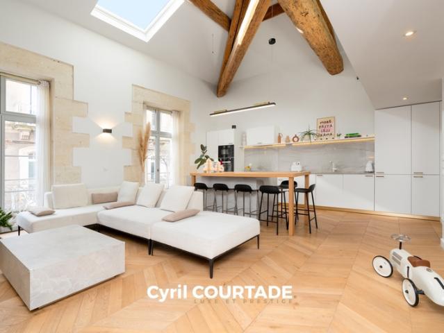Montpellier, Dpt Hérault 34, Loft d'architecte en duplex de 120 m²