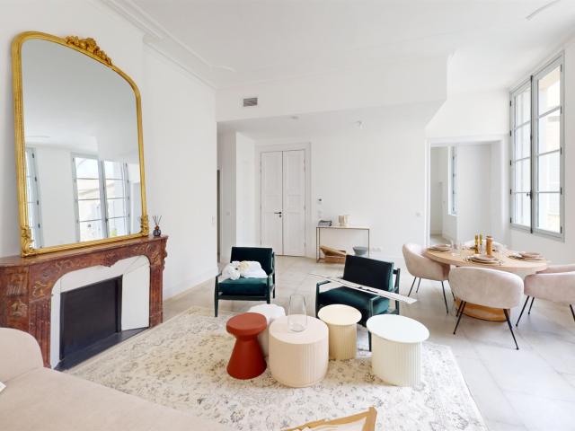 Montpellier Écusson T3 De 87 M2 avec clim Rénové 1er etage 85m² Montpellier