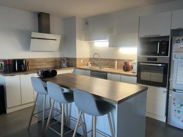 MONTPELLIER/OVALIE APPARTEMENT TROIS PIECES