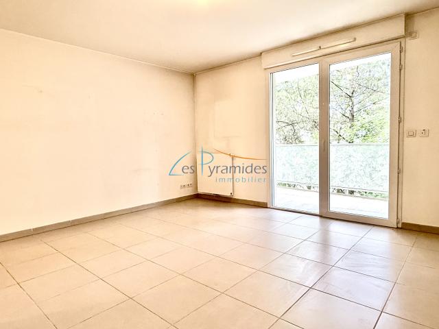 MONTPELLLIER AIGUELONGUE STUDIO VIDE A LOUER
