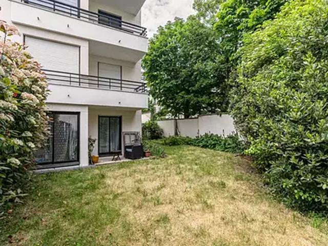 Montrouge 92120 Achat / Vente appartement 4 pièces t4 au dernier étage cave