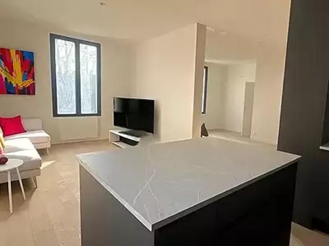 Montrouge 92120 Achat / Vente maison 5 pièces t5 au dernier étage terrasse