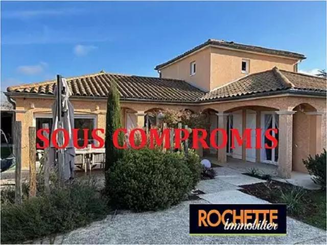 Montrond les Bains 42210 Achat / Vente maison 7 pièces t7 piscine terrasse