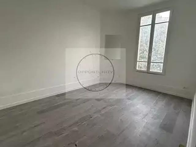 Montreuil 93100 Achat / Vente appartement 2 pièces t2 au dernier étage