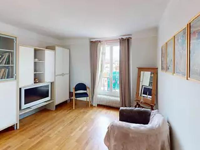 Montreuil 93100 Achat / Vente appartement 2 pièces t2 au dernier étage cave