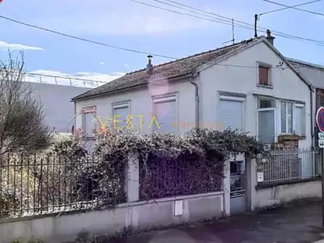 Montreuil 93100 Achat / Vente maison 4 pièces t4 terrasse parking