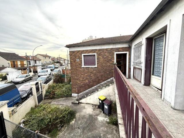 MONTREUIL 93 Maison 5p 93m²