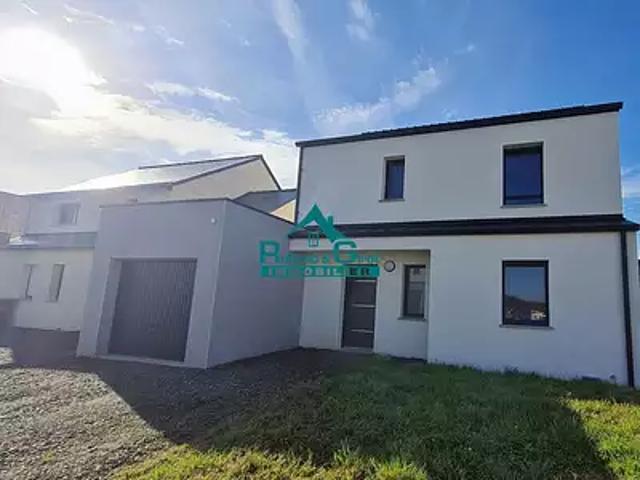 Montreuil sur Ille 35440 Location maison 5 pièces t5 parking
