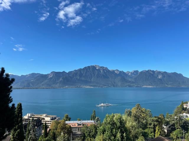 MONTREUX – FAMILIENHAUS ZU VERKAUFEN