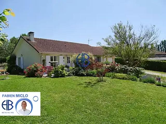 Montrevel 38690 Achat / Vente maison 5 pièces t5 au dernier étage