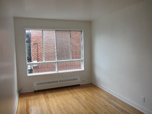 Montréal – Appartement 3 1/2 à louer – Libre immédiatement