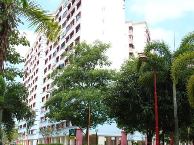 Montreal Drive Sembawang, HDB Executive