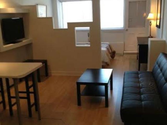 Montréal Est – Appartement 2 1/2 à louer – 1 mois gratuit – Chauffé – Éclairé – H.D. – Wifi – Plateau