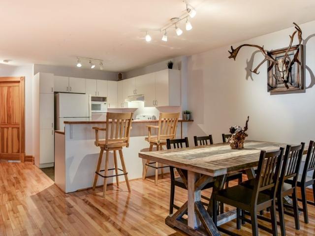Montréal – Plateau Mont Royal Appartement 4 1/2 à louer – Avenue Laval