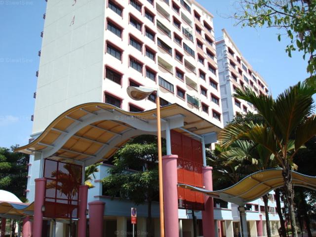 Montreal Spring Sembawang, HDB Executive