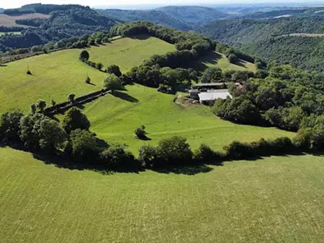 Montredon Labessonnié 81360 Achat / Vente maison 9 pièces t9