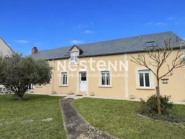 Montval sur Loir 72500 Achat / Vente maison 9 pièces t9 au dernier étage piscine