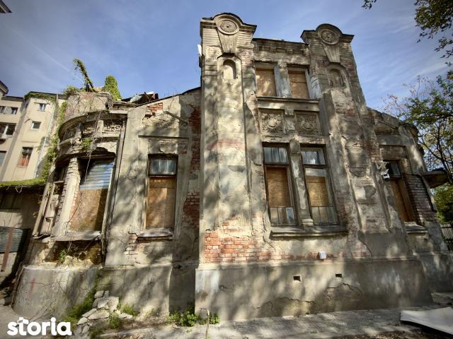 Monument istoric de vanzare în zona Splaiul Independentei