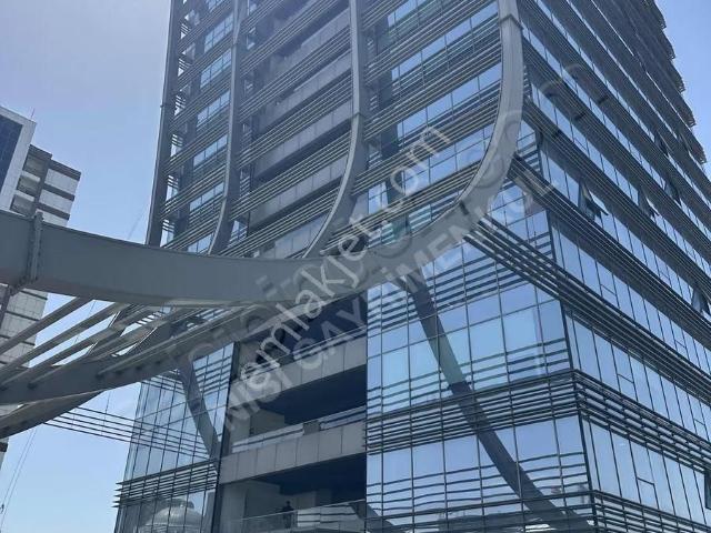 Monumento Kartal'da Satılık 73m² Prestijli Ofis