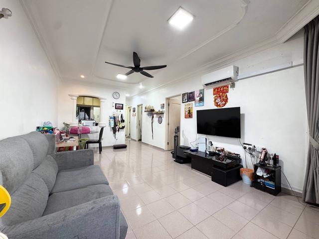 Mon Bisca Apartment Permas Jaya