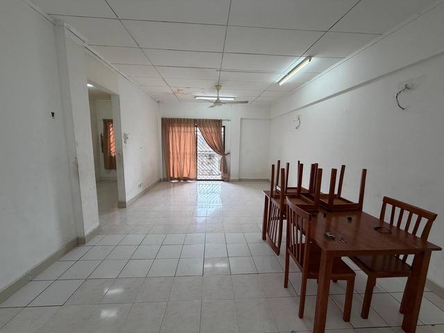 Mon Glori Apartment Full Loan Unit Low Floor Original Condition