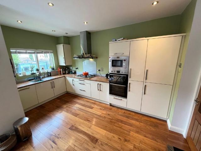 Monastery Gate Green, Clondalkin, Dublin 22 Double Room To Rent