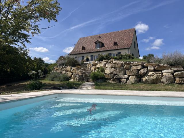 MONBAZILLAC Une maison d’exception avec une vue panoramique unique sur la vallée de Bergerac