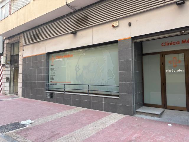 MONCASA VENDE LOCAL COMERCIAL CON RENTABILIDAD