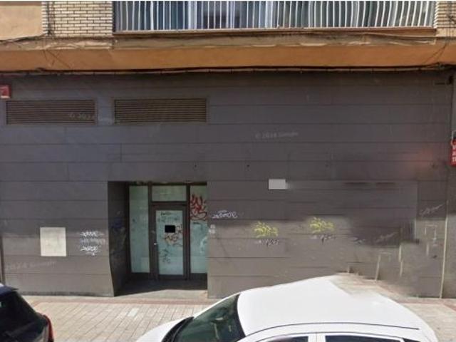 MONCASA VENDEComercial en Planta Baja en el Corazón del Barrio La Victoria!