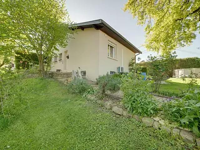 Moncey 25870 Achat / Vente maison 4 pièces t4 au dernier étage cave