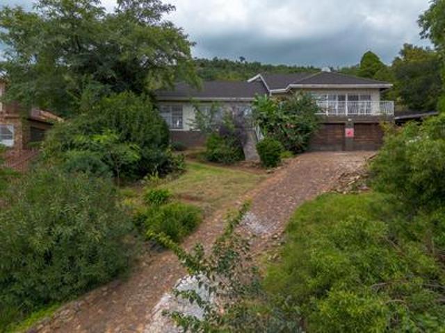 mondeor ……. r1,890,000 well priced f.