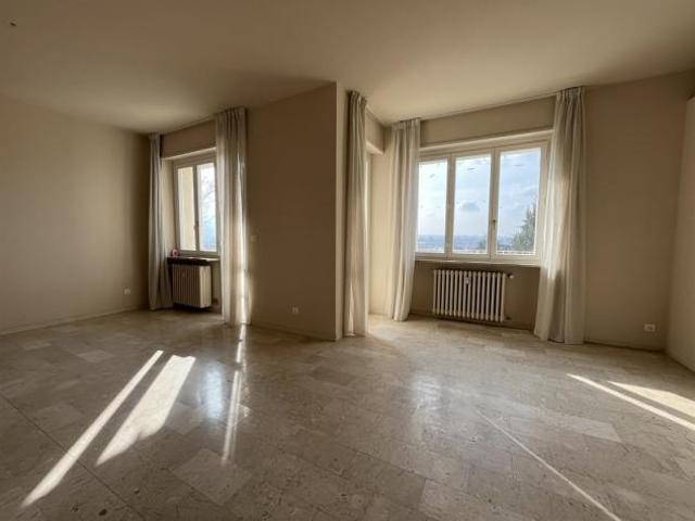 Mondovì CN appartamento con ampio terrazzo panoramico