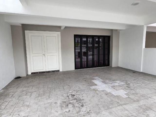 Monet Garden 3 Storey For Rent