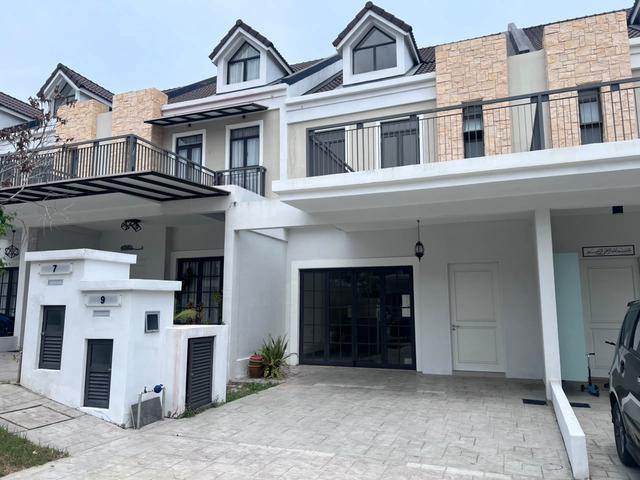 Monet Residence Sepang Not Furnished 2Storey Terraced House For Rent