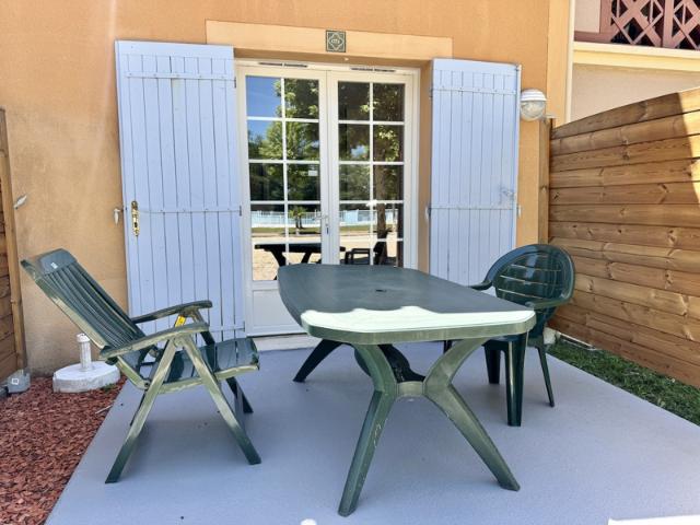 MONFLANQUIN, Appartement T3 avec terrasse en résidence de va