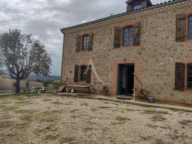 Mongausy Location Maison 32