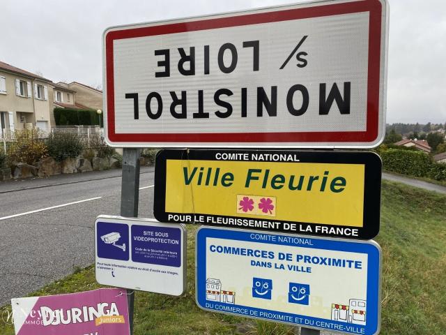 Monistrol Sur Loire: en location 6000 € par mois