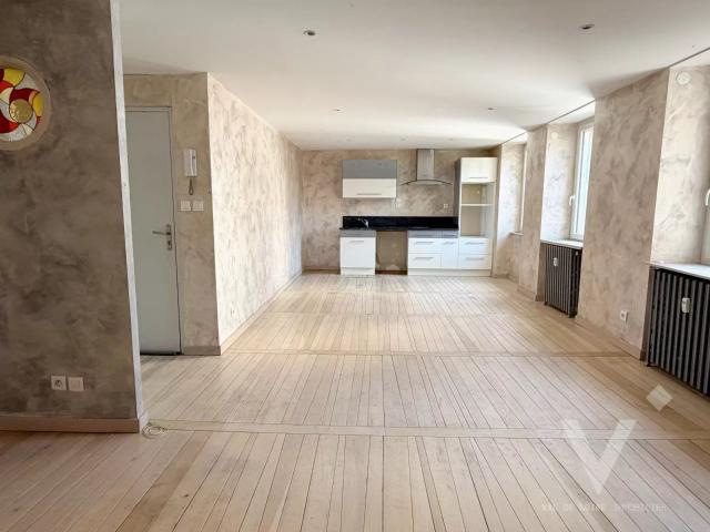 MONISTROL SUR LOIRE / T4 90.36m²