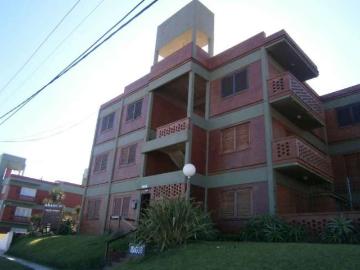 Monoambiente Villa Gesell Fte Al Mar C Cochera Parrilla 115 Y Playa Abagu Iv de 17 m m