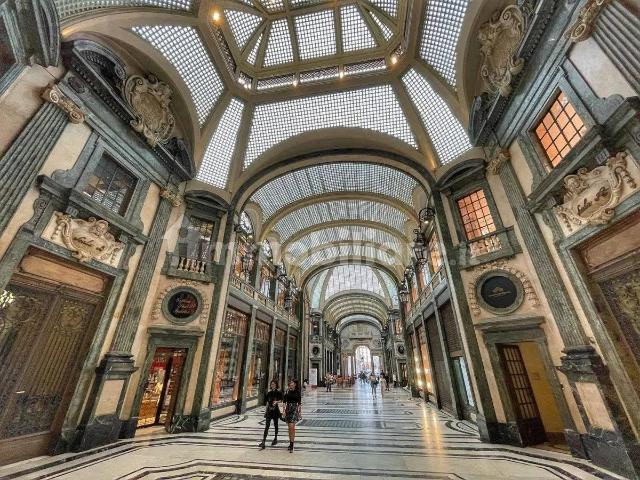 Monolocale Galleria San Federico 54, Via Roma, Torino