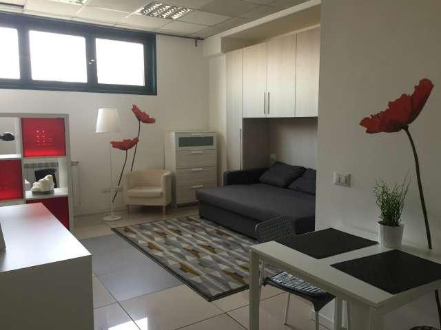 Monolocale attrezzato in affitto a Bovisa, Milano