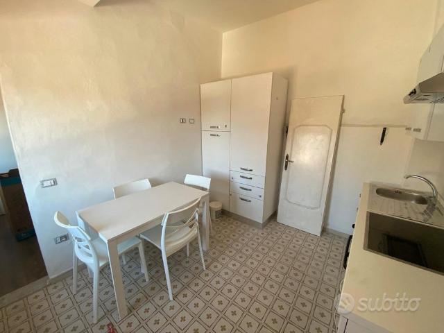 Monolocale a Empoli a 650 eu+spese comprese