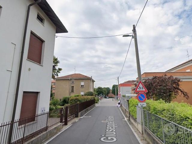 Monolocale a Lomazzo con garage incluso